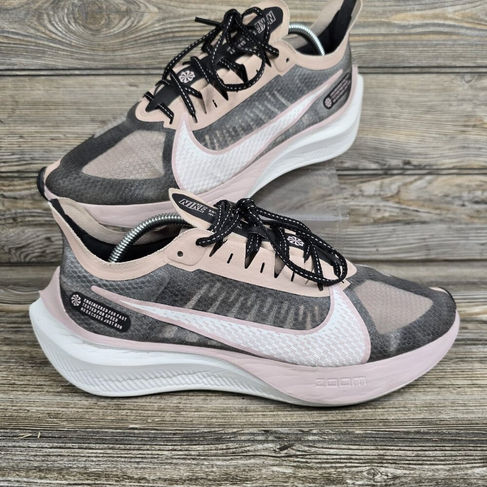 Nike Zoom Gravity Pink Running Shoes Sneakers Women's Size 11
